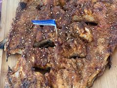 -何适山庄(水长城P2停车场店)