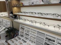 -视野联行眼镜·蔡司·控优点授权(长白万象汇店)