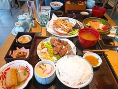 炭烧雪花牛肉定食-味太助·银饭食堂(中华城店)