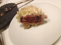 -潮一不贰·法式甜品·生日蛋糕·西式简餐(外滩店)