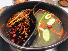 鸳鸯锅-钢管厂五区小郡肝串串香(南山店)