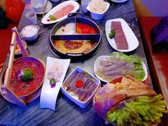 -热火朝天鲜切牛肉火锅(南强街巷店)