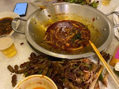 -张大师鸭爪爪特色干锅(南湖店)