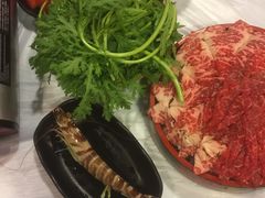 -鲜入围煮花胶鸡海鲜火锅