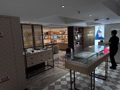 -茂昌眼镜(南京东路店)