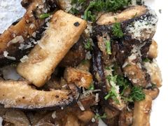 炒蘑菇-SMOKI & CO(五大道店)