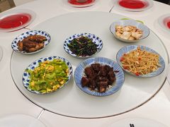 -天鹅到家·保姆月嫂育儿嫂(蔚蓝海岸店)