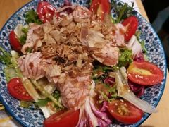 火焰三文鱼温泉蛋色拉-沼津港渔市(宏伊国际广场店)
