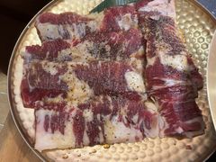 -韩烧牛中牛·甄选黑牛烤肉(黑金店)