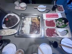 -海底捞火锅(杭州滨江九宜城店)