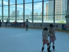 -冠军冰场CHAMPION RINK(凯德广场店)