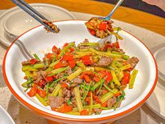 -江渔儿酸菜鱼·拔草餐厅(虎门君乐汇店)
