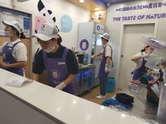 -一只酸奶牛(八一路店)