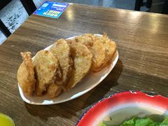 鸡蛋炸馒头-炙热童年·老北京炙子烤肉(南锣鼓巷店)