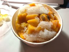 鲜芒果炼乳刨冰-梁子刨冰王&梁小糖(王顶堤店)