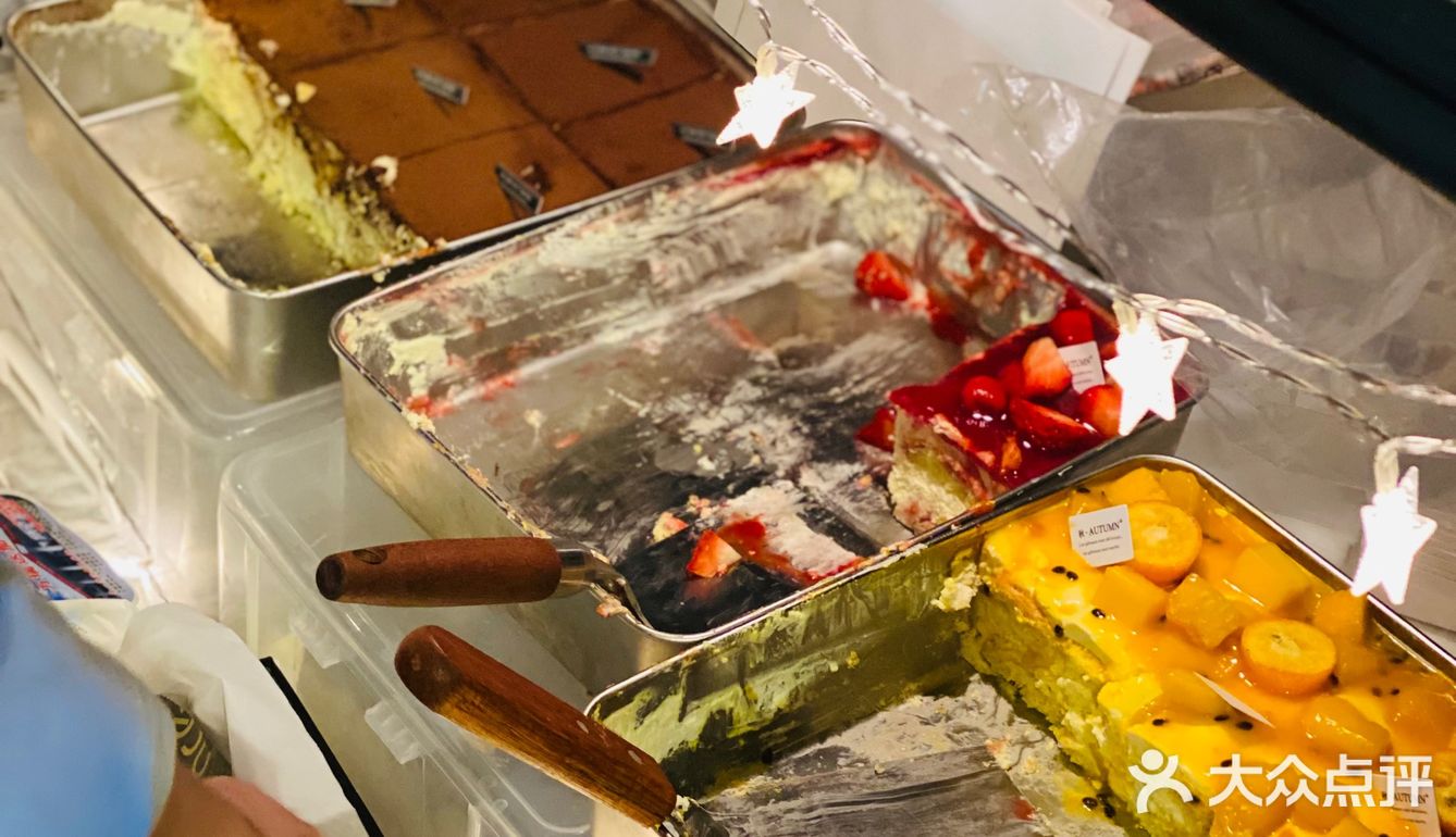 就在路边卖的提拉米苏。好吃