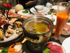 -雍和会海鲜姿造自助(湖东路店)
