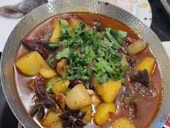 -周老三跷脚牛肉·全牛火锅(非遗传承店)