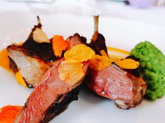 碳烤乳鸽，甜豆，旱金莲醋汁-Jean Georges