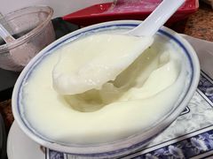 冻双皮奶-百花传统甜品店(原址店)