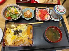 招牌猪排浇饭B套餐-桃屋日本料理(清华科技园店)