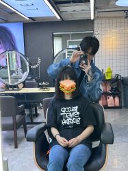 -藤野造型烫发染发