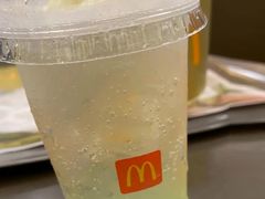 蜜瓜口味麦炫酷-麦当劳(朝阳北路店)