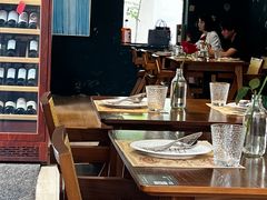 -Mark&Mars Restaurant