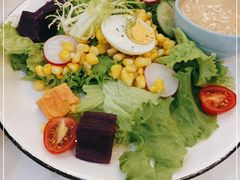 -丽莎沙拉轻食餐厅(国贸店)