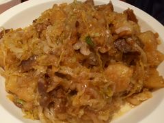 猪肉烩酸菜-西贝莜面村