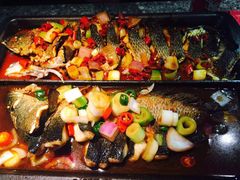 -里岛烤鱼(东港凯虹广场店)