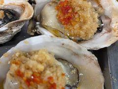-蚝哥花姐湛江烤生蚝(美丽湾市场店)
