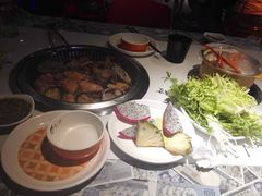 -钱小奴创意自助餐厅·山野黑猪肉畅吃(苏州昆山招商花园城店)