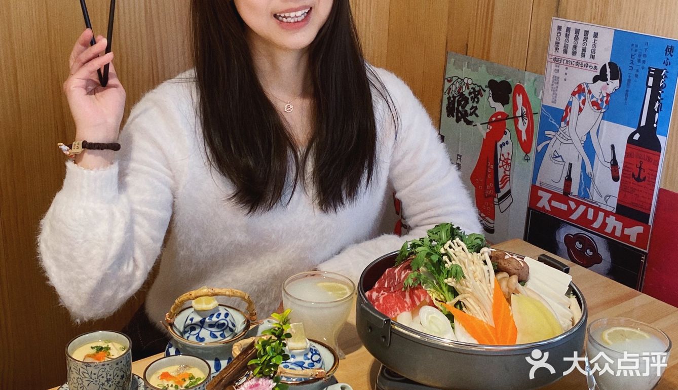 想赖在这家环境超好的日料店[礼花]