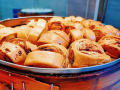 -李与白包子铺(桐梓林店)
