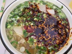 -伊穆祥牛肉面总店·清真