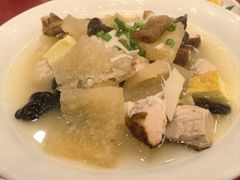 -侬佳蒸菜馆(听潮店)