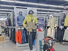 -迪卡侬(大英山店)