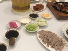 -鸿运楼烤鸭店(天桥店)