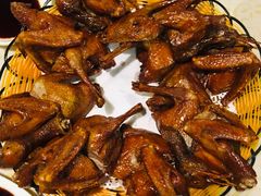 红烧乳鸽-百利鸽王(紫薇路店)