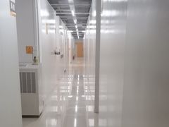 -安东易迷你自助仓储寄存仓库(杨浦店)
