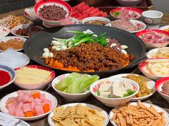 -沸炉重庆老火锅(军事博物馆店)