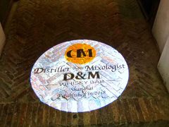 -DM Distiller & Mixologist Whisky Cocktail Bar