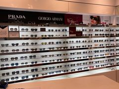 -LensCrafters亮视点·OAKLEY精选(静安嘉里中心店)