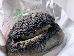 奥利奥咸奶油泡芙-mira甜品屋(财大店)