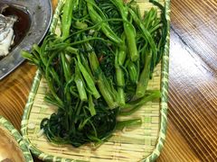 椒丝腐乳炒通心菜-花悦农庄 | 烧鸡·竹筒饭(沙迳高沙温泉香溪堡店)
