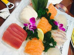 -青瓦餐厅·生鱼片·韩园烤肉(西塔店)