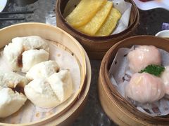 -新大咀港式茶餐厅(宝山万达店)