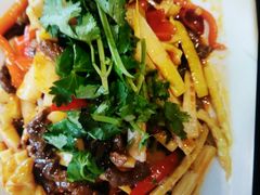 -大众跷脚牛肉馆·非遗传承单位(峨眉山店)