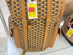 -唯品会(北京国瑞城店)